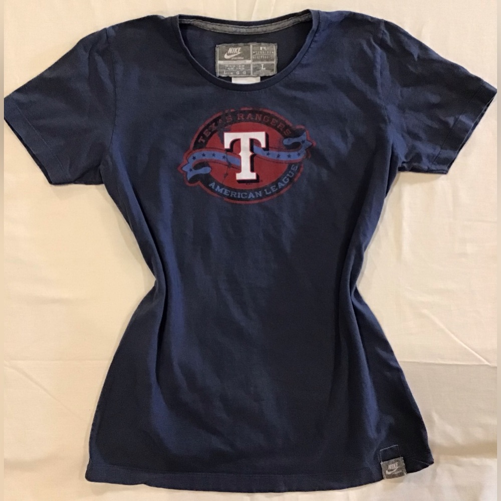 Women’s Texas Rangers Nike shirt
